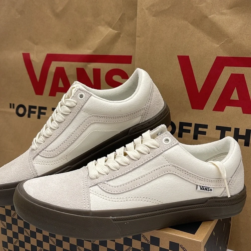 Vans WMNS Bmx Old Skool
Marshmallow/Gum
VN0005UZOVM Sneakers - Picture 8 of 16